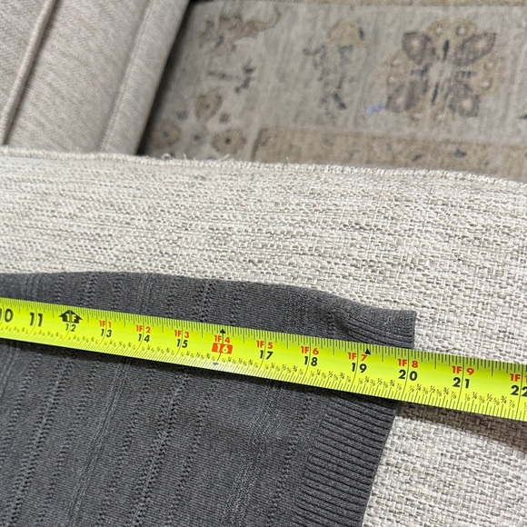 Apt. 9 Charcoal Gray Textured Knit Sweater XL Lightweight Minimalist Workwear - Picture 9 of 15